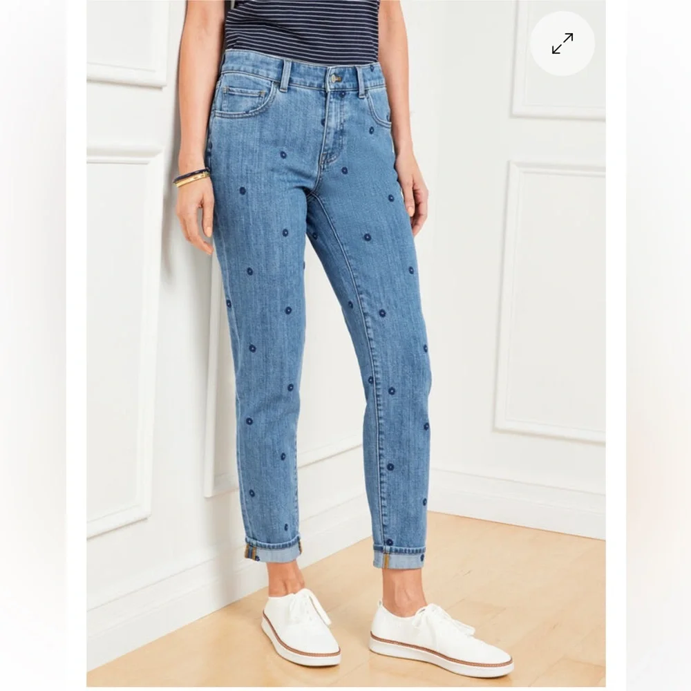 NWT Talbots Rolling Ditsy Everyday Relaxed ankle Jeans women’s size 14P - Picture 2 of 15